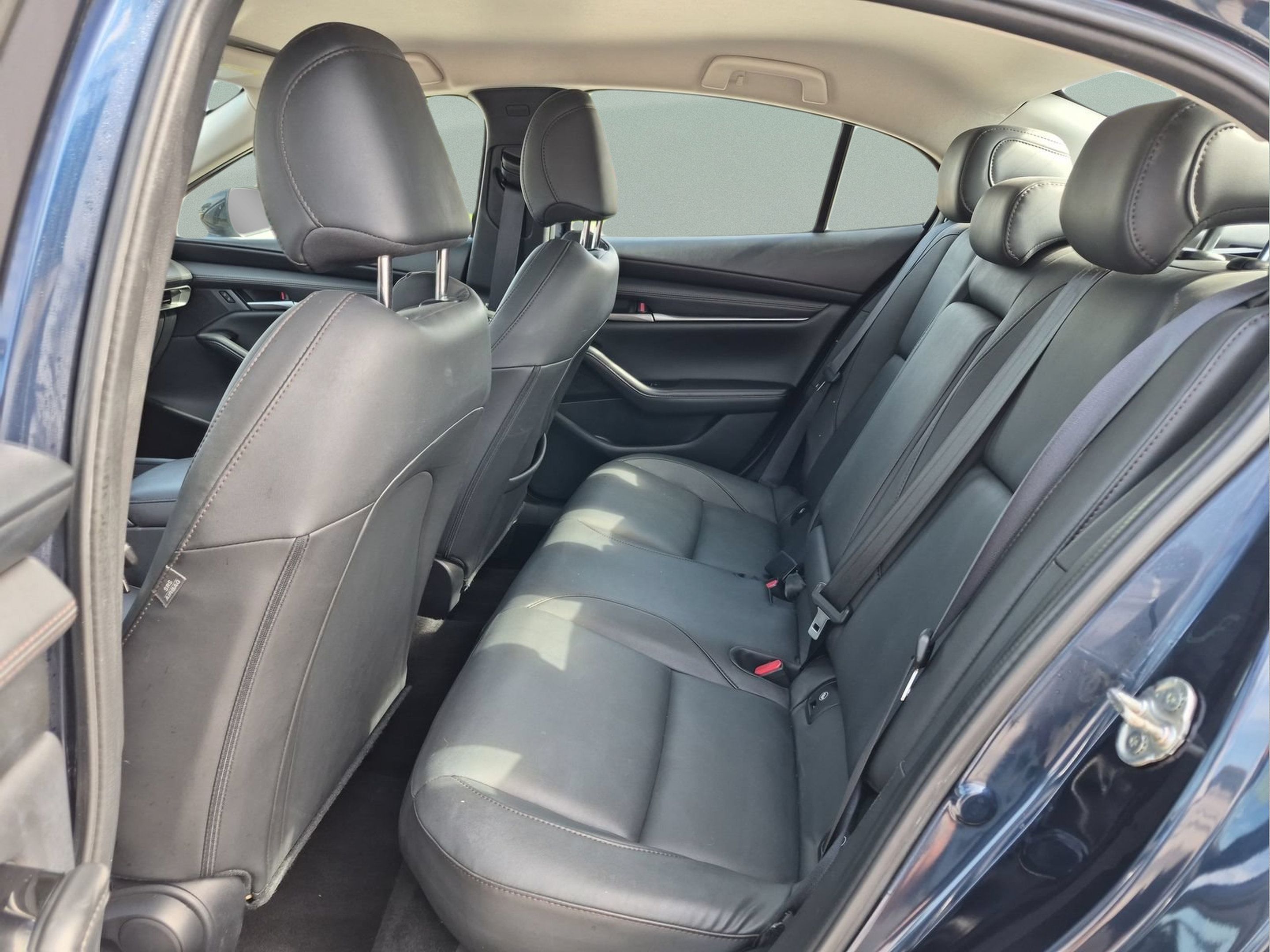 Used 2024 MAZDA MAZDA3 s FWD image 17