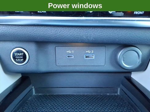 Used 2022 Nissan Rogue SL image 25