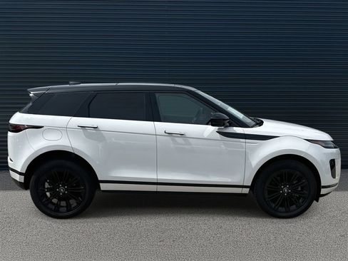 Used 2024 Land Rover Range Rover Evoque S image 4