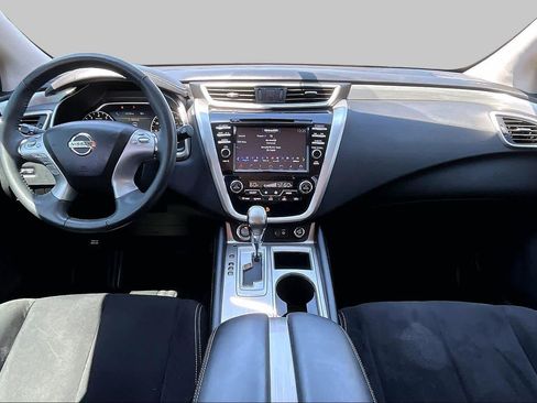 Used 2018 Nissan Murano SV FWD image 13