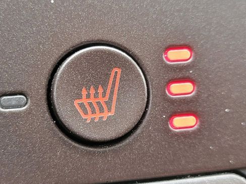 Used 2018 Ford Fusion Titanium image 30