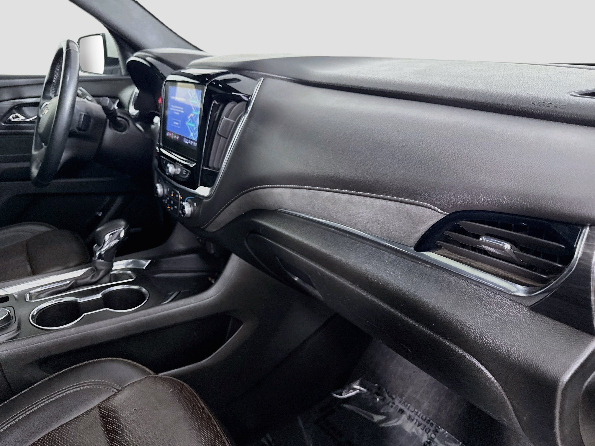 Used 2023 Chevrolet Traverse High Country FWD image 33