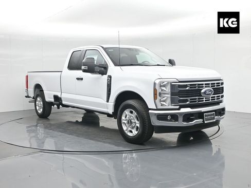 New 2026 Ford F250 XLT image 1