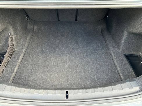Used 2025 BMW 330i Sedan RWD image 9