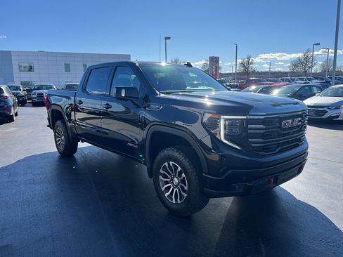 Used 2023 GMC Sierra 1500 AT4 w/ Technology Package image 6