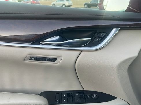 Used 2016 Cadillac XTS Luxury image 15