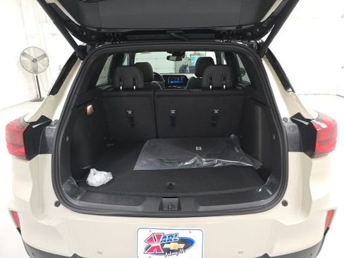 New 2026 Chevrolet TrailBlazer RS w/ Convenience Package image 25