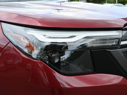 Certified 2025 Subaru Forester Premium w/ Convenience Package #2 image 11