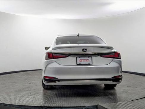 Used 2022 Lexus ES 300h F Sport FWD image 7