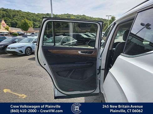 New 2026 Volkswagen Atlas SE image 47