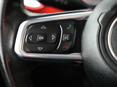Used 2018 Jeep Wrangler Unlimited Rubicon AWD/4WD image 12