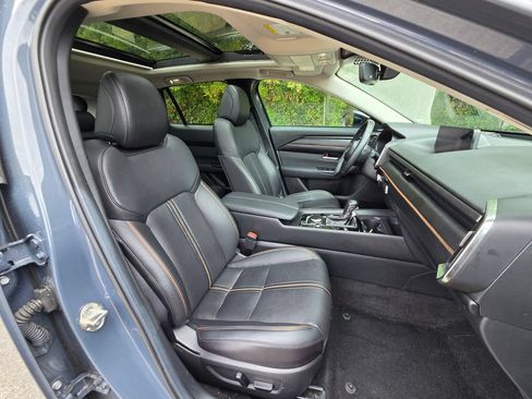 Used 2025 MAZDA CX-50 AWD 2.5 S w/ Premium Plus Pkg image 28