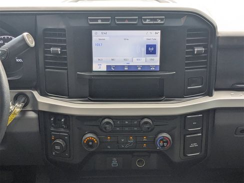 Used 2024 Ford F250 XLT w/ FX4 Off-Road Package image 19