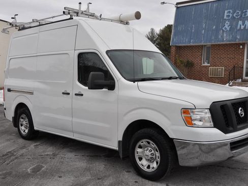 Used 2020 Nissan NV 2500 SV w/ Navigation Package image 5