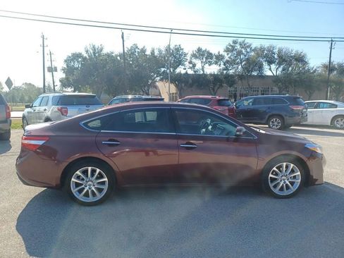 Used 2013 Toyota Avalon XLE Touring image 6