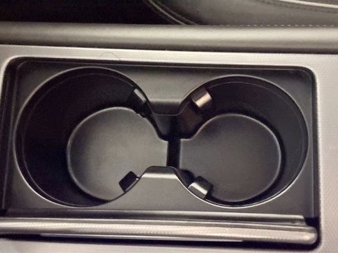 Used 2015 Hyundai Genesis 3.8 image 15