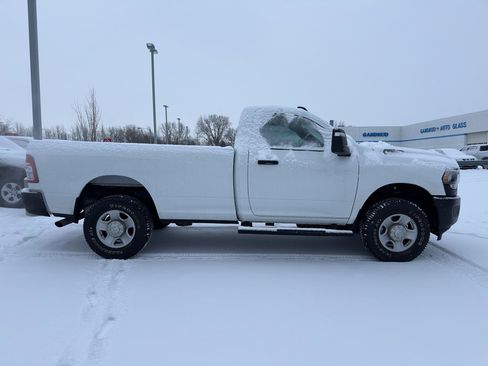 Used 2024 RAM 2500 Tradesman w/ Snow Chief Group image 4