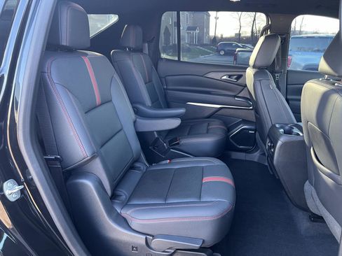 Certified 2024 Chevrolet Traverse RS w/ LPO, Floor Liner Package image 33