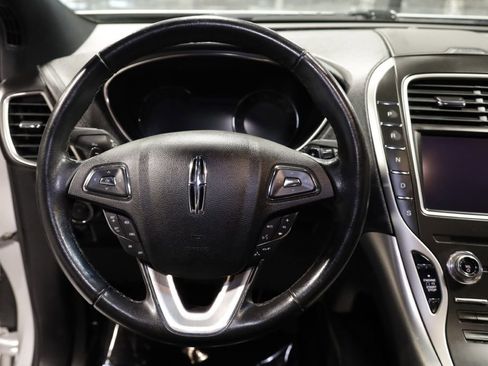 Used 2016 Lincoln MKX Premiere AWD/4WD image 23