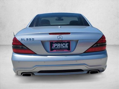 Used 2009 Mercedes-Benz SL 550 image 7