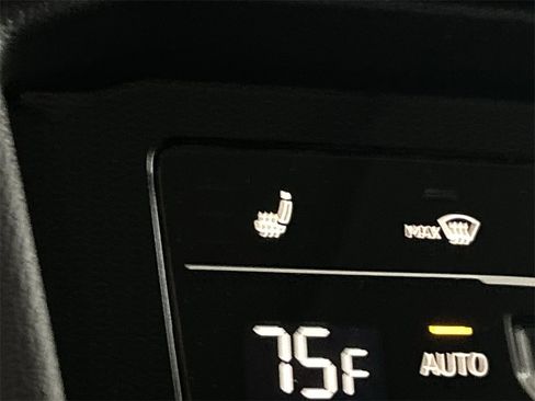 New 2026 Volkswagen Taos SE image 27