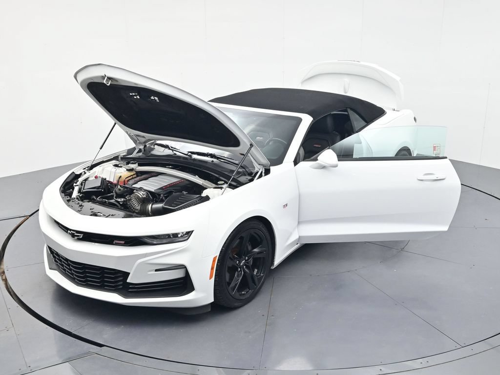 Used 2020 Chevrolet Camaro SS RWD image 46