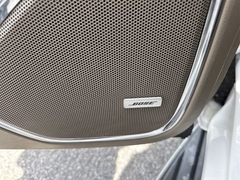 Used 2020 GMC Yukon SLT w/ Open Road Package image 21