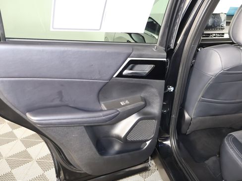 Used 2022 Mitsubishi Outlander SE image 45