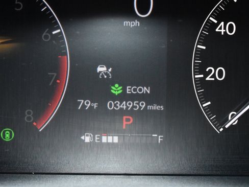 Used 2024 Honda Pilot EX-L image 35