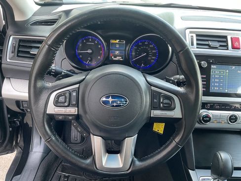 Used 2016 Subaru Outback 2.5i Premium AWD/4WD image 17