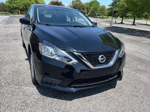 Used 2018 Nissan Sentra SV w/ Premium Package (P01) FWD image 23