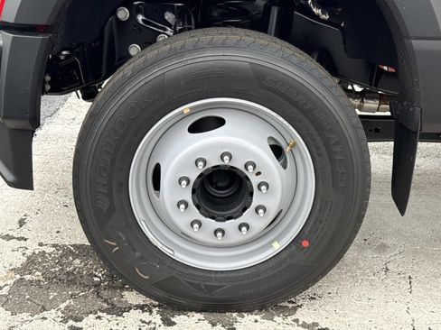 New 2026 Ford F600 2WD Regular Cab Super Duty image 9