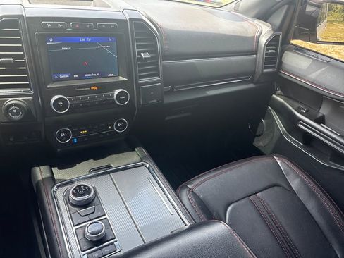 Used 2021 Ford Expedition Max Limited AWD/4WD image 10
