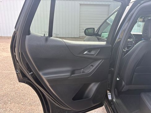 Used 2025 Chevrolet Equinox LT w/ Convenience Package II AWD/4WD image 24