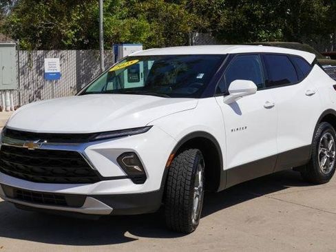 Certified 2025 Chevrolet Blazer LT image 23