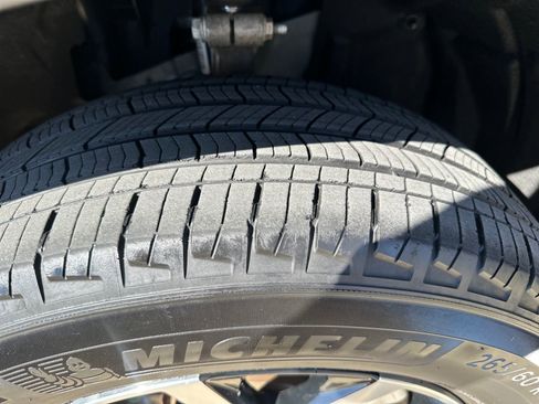 Used 2023 Jeep Grand Cherokee L Limited w/ Luxury Tech Group II image 33