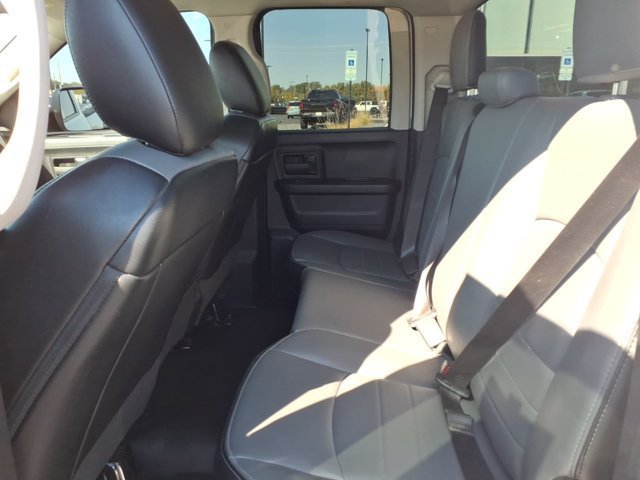 Used 2022 RAM 1500 Tradesman w/ Chrome Appearance Group RWD image 24