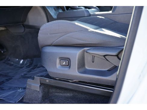 Used 2024 Toyota Tacoma SR image 15