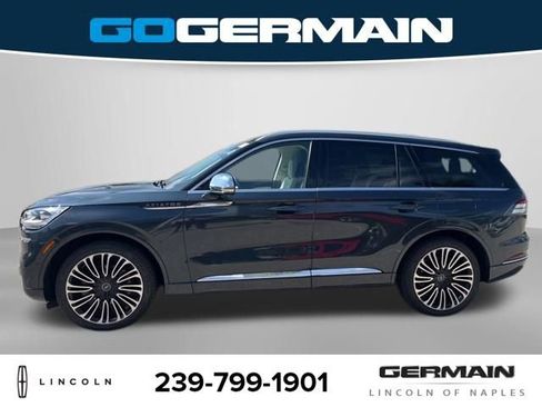 Used 2022 Lincoln Aviator Black Label AWD/4WD image 3