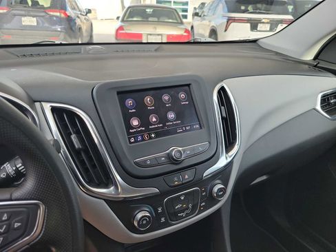 Used 2024 Chevrolet Equinox LS w/ LS Convenience Package image 16