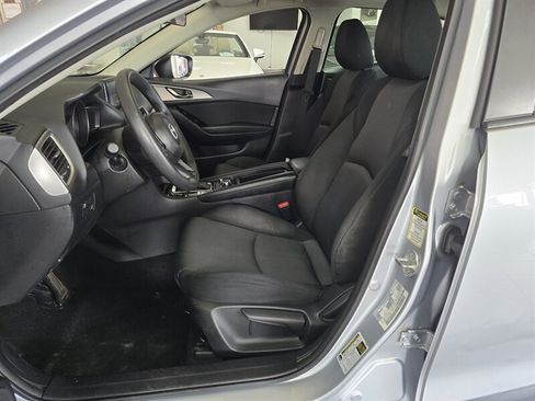 Used 2017 MAZDA MAZDA3 Sport image 8