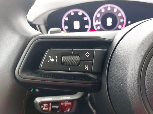 Certified 2026 Porsche Cayenne AWD/4WD image 19