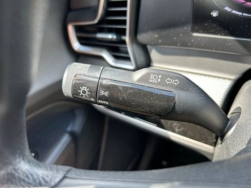 Used 2023 Kia Sportage LX FWD image 21