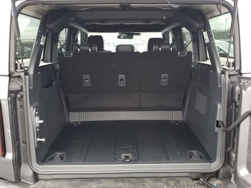 New 2026 Ford Bronco Badlands image 9