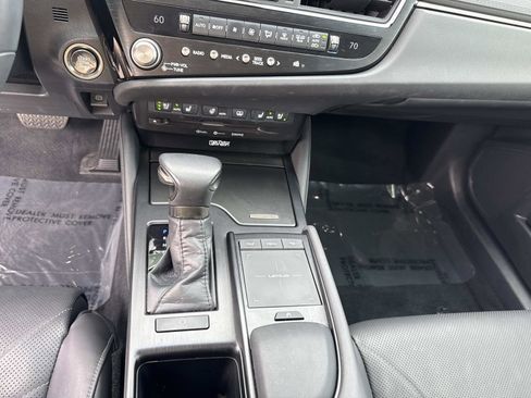 Used 2022 Lexus ES 350 Ultra Luxury image 27