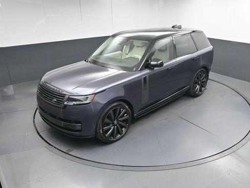 Used 2024 Land Rover Range Rover SV image 35