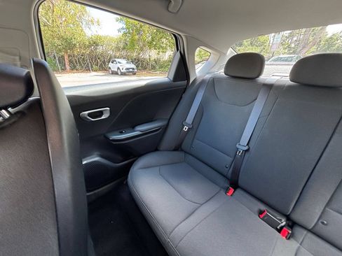 Used 2026 Kia K4 FWD image 37