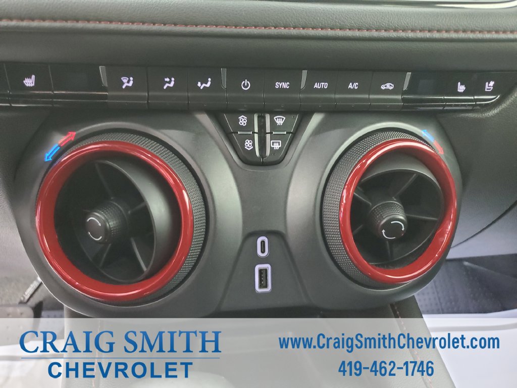 Used 2024 Chevrolet Blazer RS w/ Enhanced Convenience Package FWD image 25
