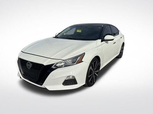 Used 2020 Nissan Altima 2.5 S FWD image 1