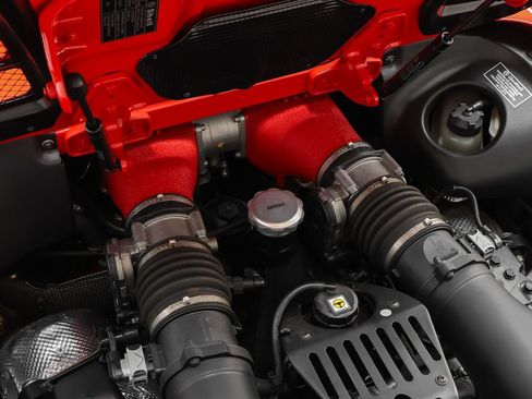 Certified 2012 Ferrari 458 Spider RWD image 36